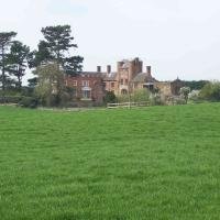 Pillaton Hall